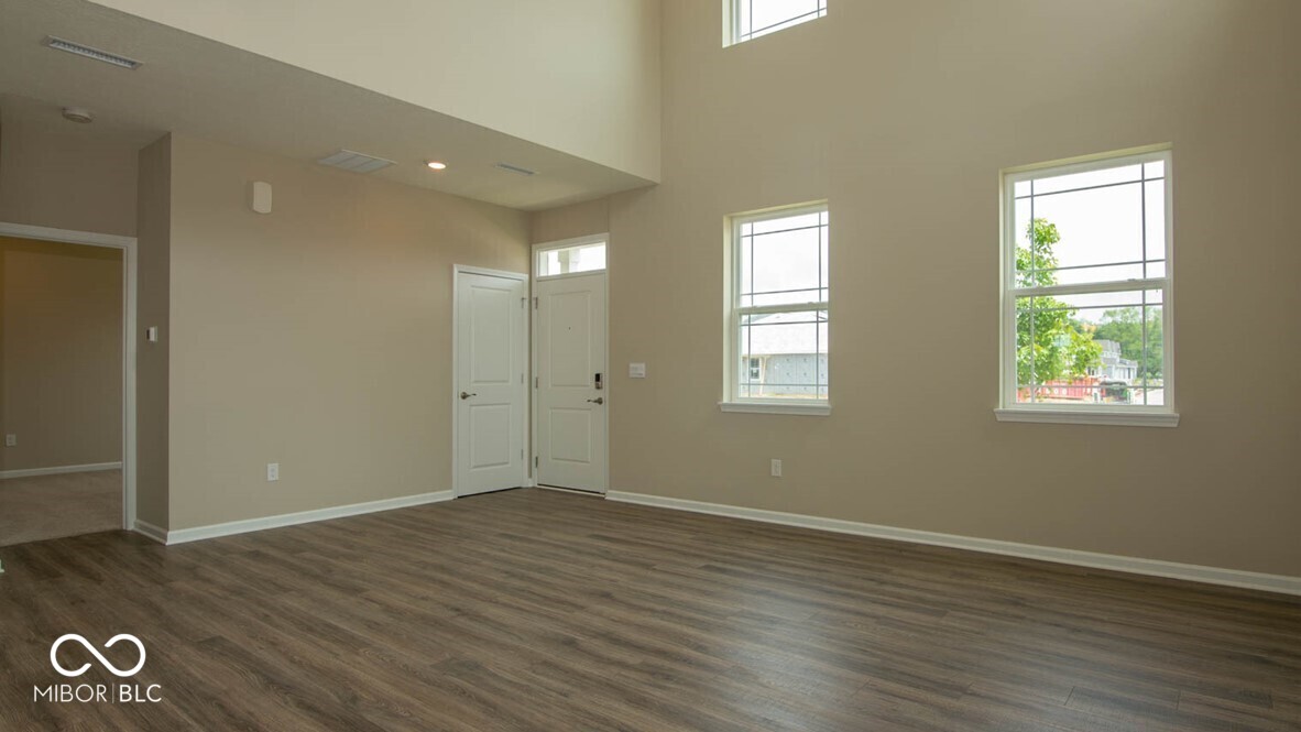 Residential Lease in Whitestown 4