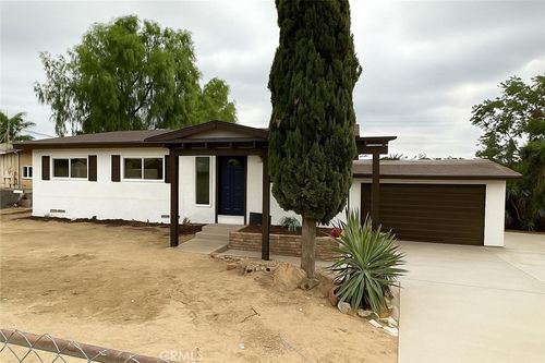 24785 El Dorado St, Moreno Valley, CA, 92557-5117 | Card Image