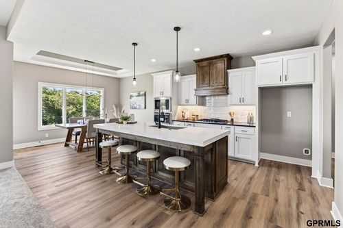 18309 Acorn Dr, Gretna, NE, 68028-7053 | Card Image