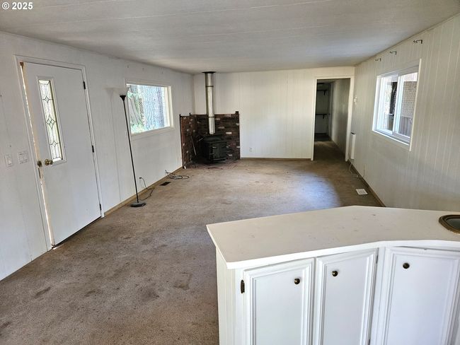 15216 Creek View Ln, House other with 2 bedrooms, 1 bathrooms and null parking in Vernonia OR | Image 24