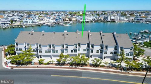 707 Bayshore Ave, Brigantine, NJ, 08203-2320 | Card Image