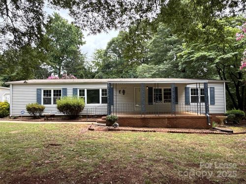 5248 Montana Cir Nw, Concord, NC, 28027-9719 | Card Image