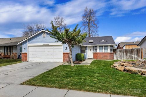 8792 W Canterbury St, Boise, ID, 83704-5696 | Card Image