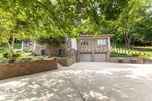 6317 Oak Meadow Ln Nw, Rochester, MN, 55901-8821 | Card Image