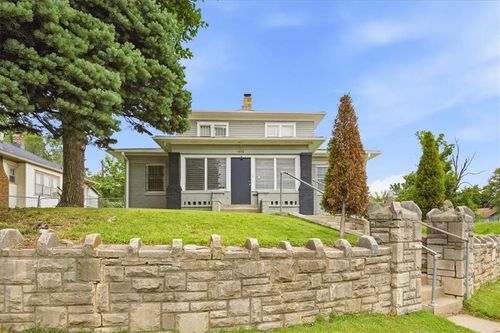 1800 Freeman Ave, Kansas City, KS, 66102-2642 | Card Image