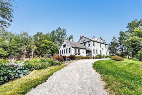 5018 E Ronsman Road, HUMBOLDT, WI, 54229 | Card Image
