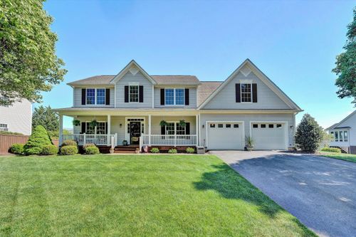6210 Crumpacker Dr, Roanoke, VA, 24012-8813 | Card Image