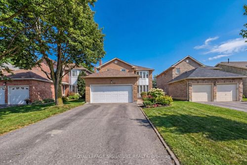 50 Eleanor Cir, Richmond Hill, ON, L4C6K7 | Card Image