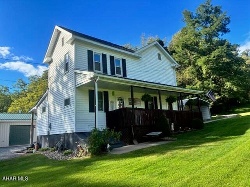 2423 Maple Hollow Rd, Duncansville, PA, 16635-6622 | Card Image