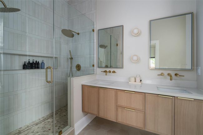 2412 W Prospect Rd, House other with 6 bedrooms, 5 bathrooms and null parking in TAMPA FL | Image 19