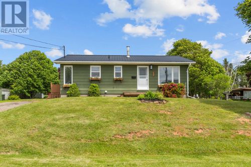 109 Gaudet Cres, Summerside, PE, C1N5C9 | Card Image