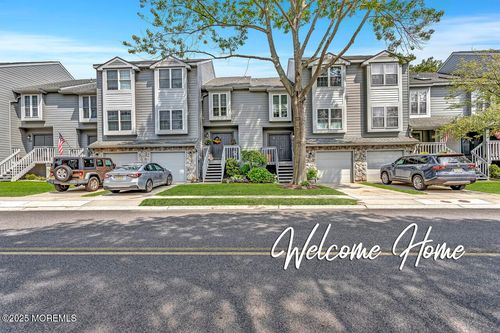 108 Sea Spray Ln, Neptune, NJ, 07753-5259 | Card Image