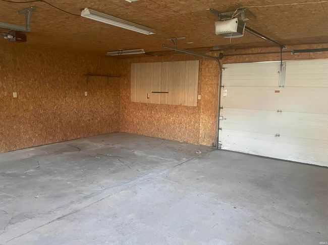 1611 S Washington St, House other with 2 bedrooms, 2 bathrooms and null parking in Kokomo IN | Image 11
