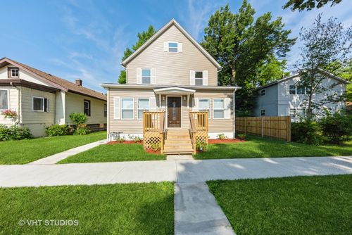 1210 Park Ave, North Chicago, IL, 60064-1333 | Card Image