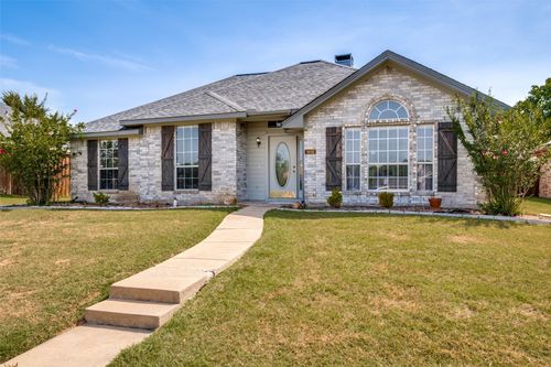1413 Wesley Dr, Mesquite, TX, 75149-5667 | Card Image