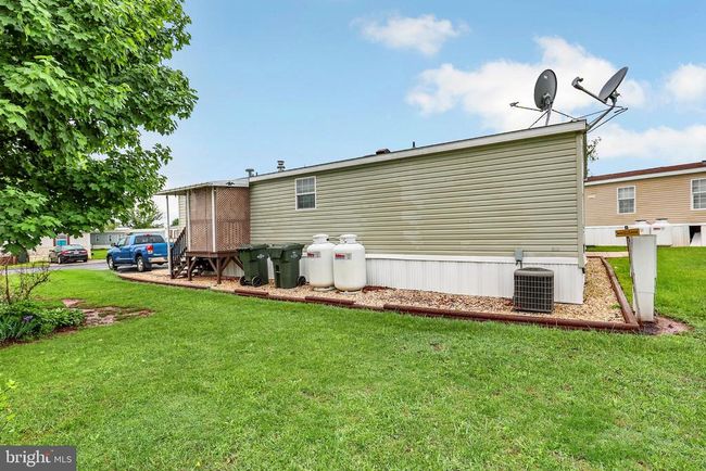 120 Amy Ln, House other with 3 bedrooms, 2 bathrooms and null parking in NEW OXFORD PA | Image 7