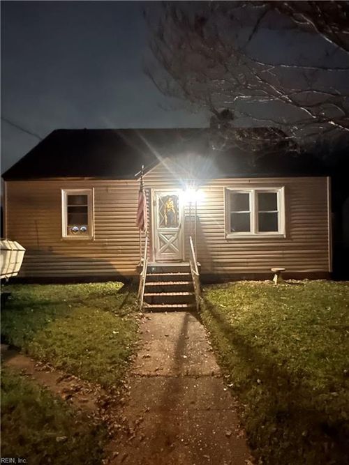 1135 Jasmine Street, Hampton, VA, 23663 | Card Image