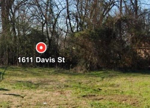 1611 Davis St, Memphis, TN, 38108 | Card Image