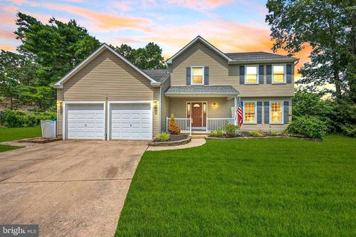 610 Woodthrush Ct, MOUNT LAUREL, NJ, 08054-2127 | Card Image