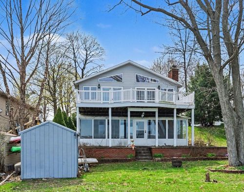 19656 Lakeshore Dr, Three Rivers, MI, 49093-9053 | Card Image