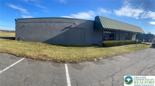 102-2385 John Fries Hwy, Quakertown, PA, 18951-6009 | Card Image