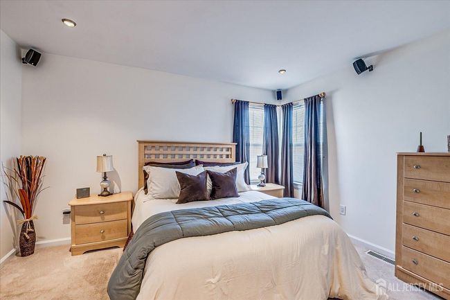 55 Renaissance Ln, Townhouse with 2 bedrooms, 2 bathrooms and null parking in New Brunswick NJ | Image 21