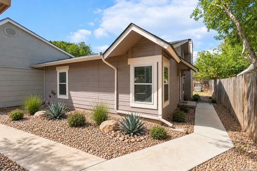 6823 Mountain Spring St, San Antonio, TX, 78249-2610 | Card Image