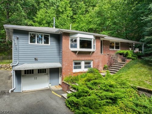 68 Kitchell Rd, Denville, NJ, 07834-1339 | Card Image