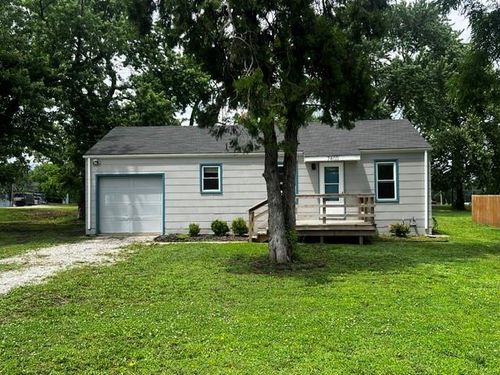 7800 E 86th St, Raytown, MO, 64138-3027 | Card Image