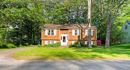 57 Barrows Dr, Topsham, ME, 04086-1327 | Card Image
