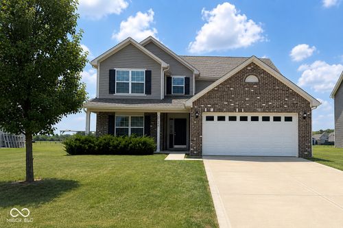 7347 Marigold Way, Brownsburg, IN, 46112-5639 | Card Image