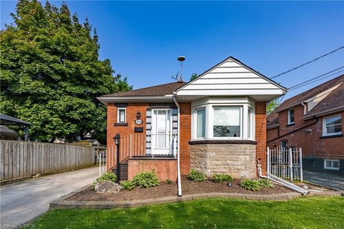 290 E 14th St, Hamilton, ON, L9A4B9 | Card Image