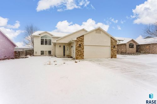 6400 S Crane Ave Avenue, Sioux Falls, SD, 57108 | Card Image
