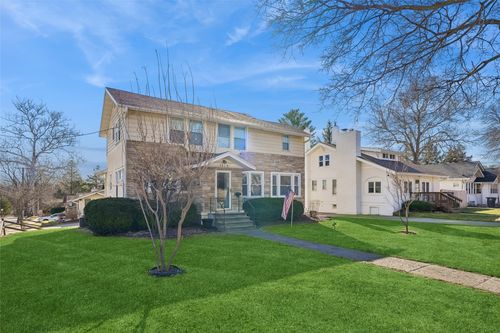 1319 39th St, Des Moines, IA, 50311-2606 | Card Image