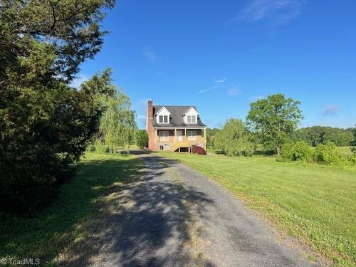 311 Glencoe Church Loop, Summerfield, NC, 27358-8138 | Card Image