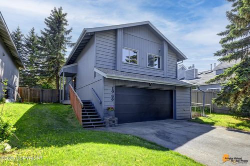 1989 Commodore Dr, Anchorage, AK, 99507-4528 | Card Image