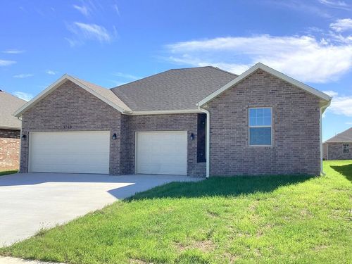 3780 W Riley St, Bolivar, MO, 65613-4204 | Card Image