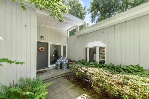 6 Harbor Hill Dr, Lloyd Harbor, NY, 11743-1031 | Card Image