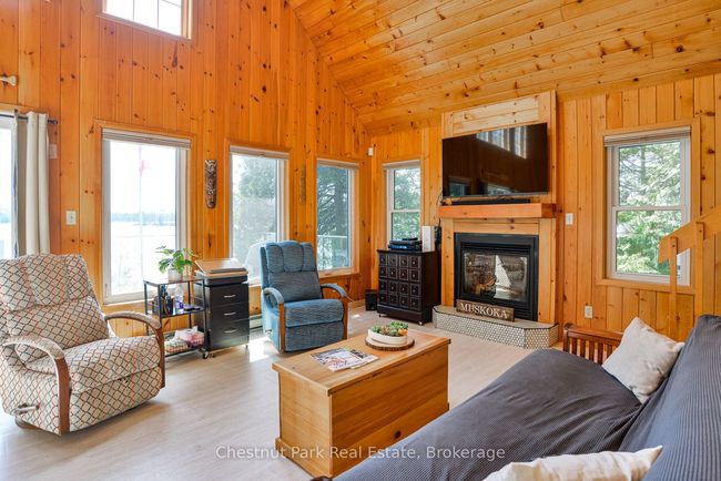 1037 Fire Route 20 G, House other with 4 bedrooms, 3 bathrooms and 5 parking in Gravenhurst ON | Image 14