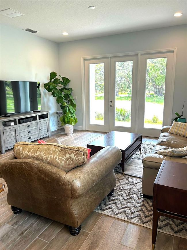 2042 Key Bay Trl, House other with 2 bedrooms, 2 bathrooms and null parking in KISSIMMEE FL | Image 13