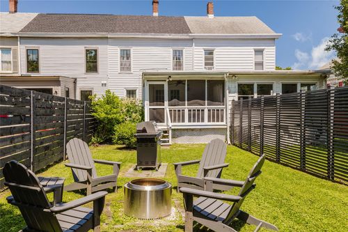 24 8th St, Hudson, NY, 12534-2902 | Card Image