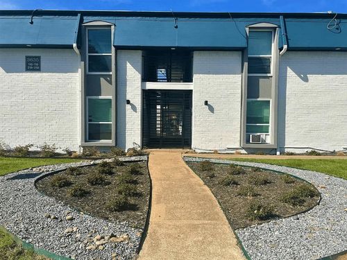 117-3627 Almazan Dr, Dallas, TX, 75220-4964 | Card Image