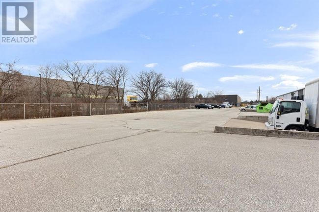 3181 Devon Dr, Home with 0 bedrooms, 0 bathrooms and null parking in Windsor ON | Image 20