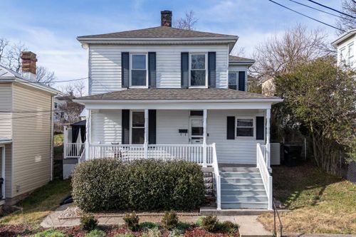 422 Baltimore Ave, STAUNTON, VA, 24401-4601 | Card Image