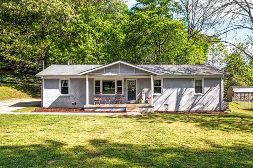 1080 Woodland Dr, Pulaski, TN, 38478-4811 | Card Image
