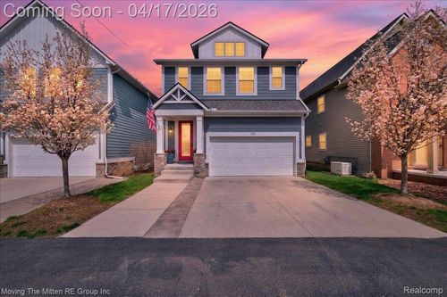 538 N Liberty St, Belleville, MI, 48111-2642 | Card Image