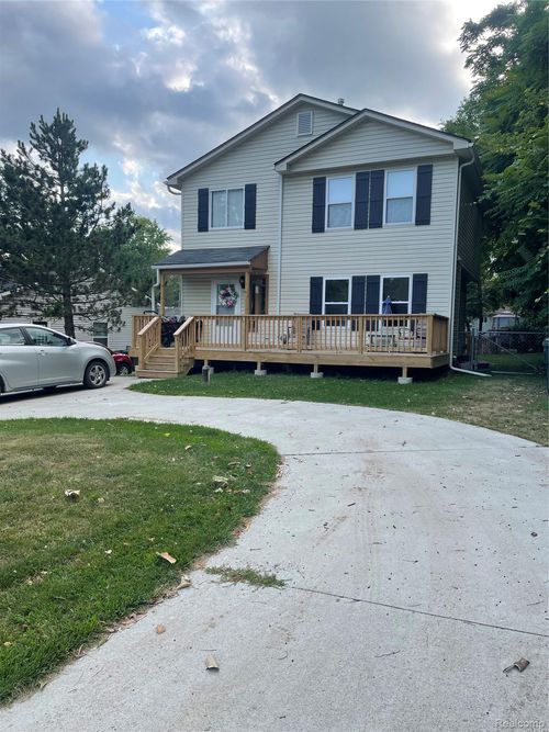 265 Reno St, Lake Orion, MI, 48362-3673 | Card Image