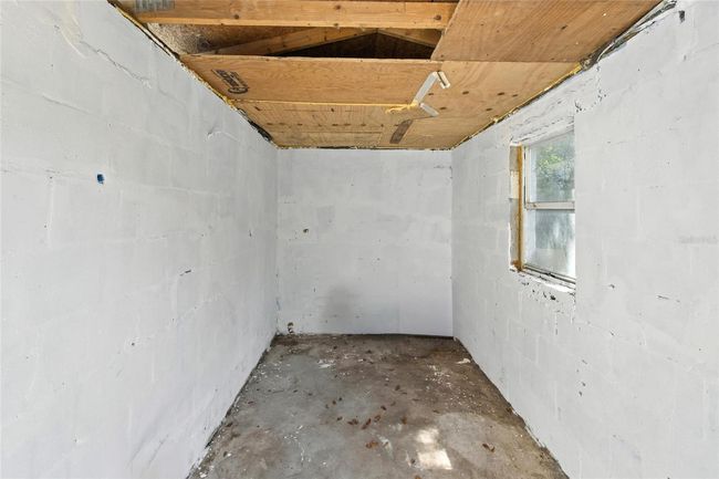 3014 E Emma St, House other with 3 bedrooms, 2 bathrooms and null parking in Tampa FL | Image 9