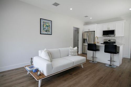 1-1313 N Federal Hwy, Lake Worth Beach, FL, 33460-1940 | Card Image