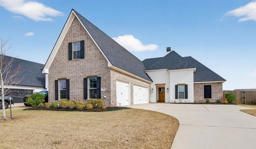 168 N Canal Dr, Bossier City, LA, 71111-6440 | Card Image